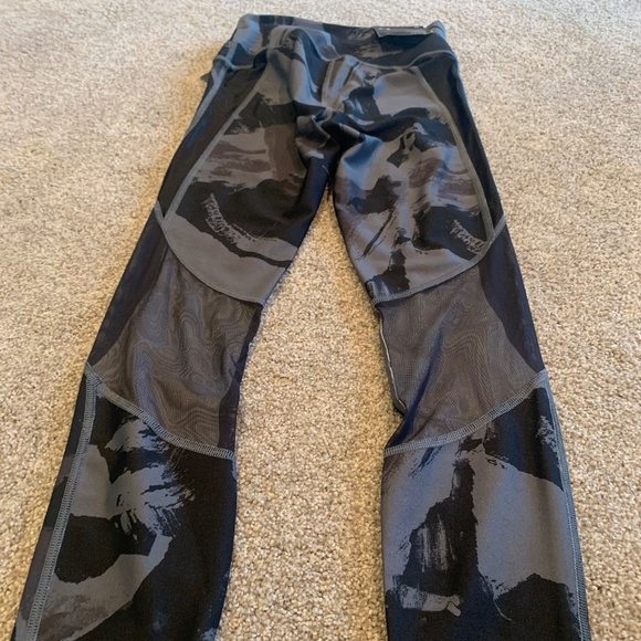Women's Under Armour Project Rock Compression High Rise Leggings - Picture 2 of 5